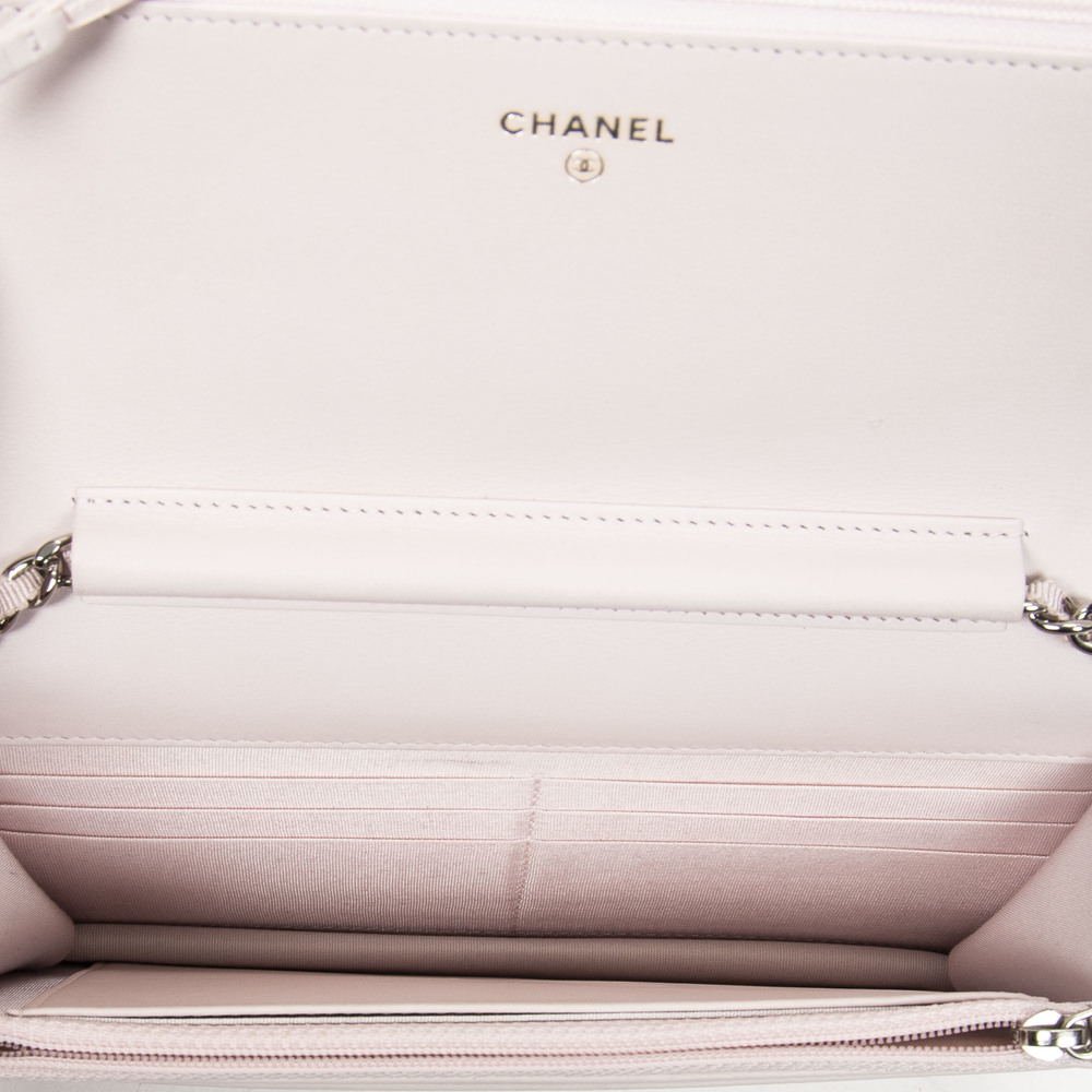 Chanel Deauville Chain Around Wallet - Picture 9 of 10